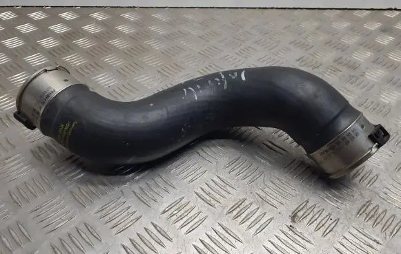 Intercooler hose/pipe