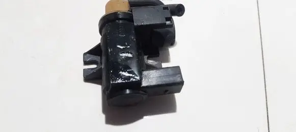 Volvo XC60 Turbo solenoid valve 70232500 30774161