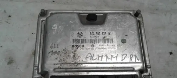 Volkswagen Sharan Engine control unit/module 06A906032AK