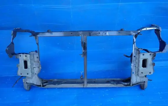 Toyota Corolla E120 E130 Front bodywork piece 