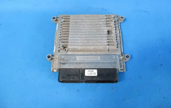 SsangYong Korando Engine control unit/module 1725450032 5WY1Z50D SMM2KC201