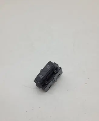 Volvo XC60 Central locking switch button 31343100