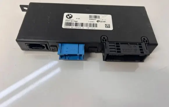 BMW 5 F10 F11 Gateway control module 9266407