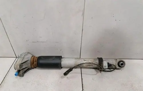 BMW M3 F80 Rear shock absorber damper bump stop 8008629
