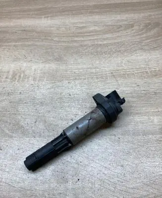 BMW 7 E65 E66 High voltage ignition coil 0221504100