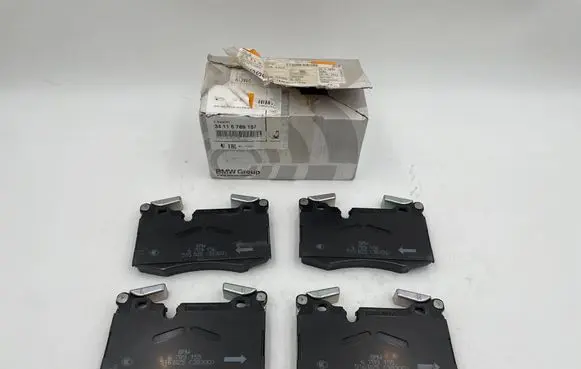 Mini One - Cooper Clubman R55 Brake pads (front) 6789157 614670995045 BR022025