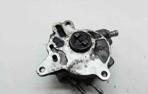 Audi A3 S3 8P Vacuum pump 03G145209