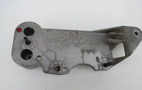 Volvo XC90 Accelerator throttle pedal bracket 30715183