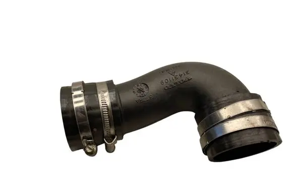 Volvo XC60 Intercooler hose/pipe 31431109