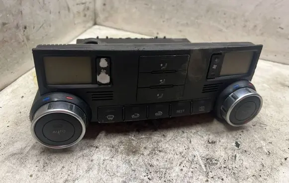 Volkswagen Touareg I Climate control unit 7L6907040L