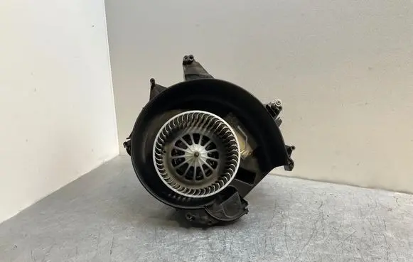 BMW 6 F06 Gran coupe Heater fan/blower 9311938