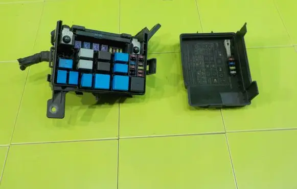 Hyundai ix20 Fuse box set 912181K082 XP157