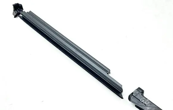 Toyota Yaris Cross Rubber seal rear door window/glass 68196K2010