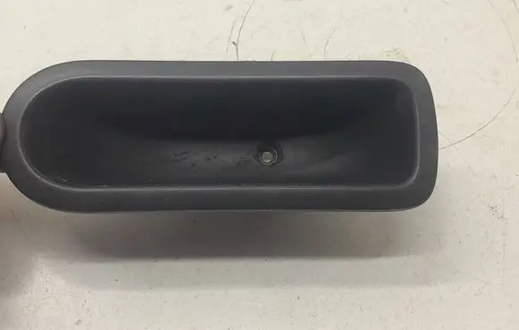 Renault Megane II Rear door handle trim 025330