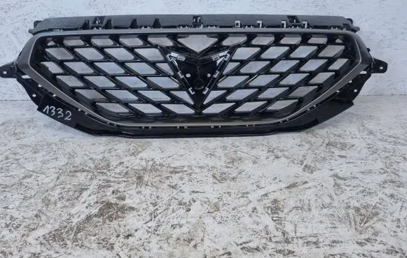Cupra Formentor Front bumper upper radiator grill 5ff853651