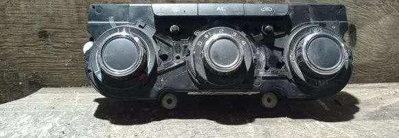 Skoda Superb B6 (3T) Climate control unit 16875950