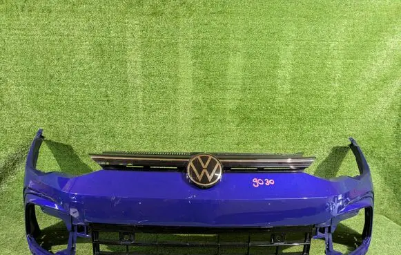 Volkswagen Golf VIII Front bumper
