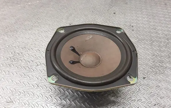 Opel Frontera B Rear door speaker