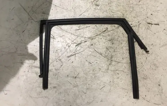 Seat Ibiza IV (6J,6P) Rubber seal rear door window/glass 6F0839531