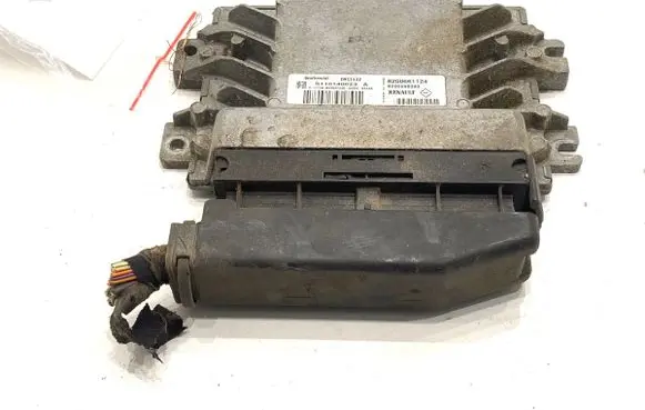 Dacia Logan VAN Engine control unit/module ECU 8200661124