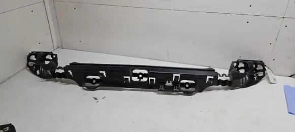 BMW 2 F22 F23 Rear bumper mounting bracket 7285532