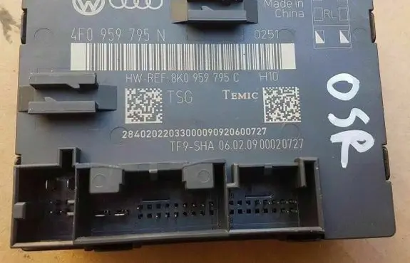 Audi A4 S4 B8 8K Door control unit/module 4F0959795N