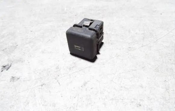 BMW 5 E39 Electric window control switch 8360828