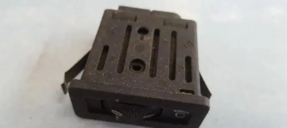 BMW 5 E34 Headlight level height control switch 61318351268 6131-8351268