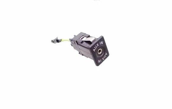 Volkswagen Tiguan AUX in-socket connector 5M0035724