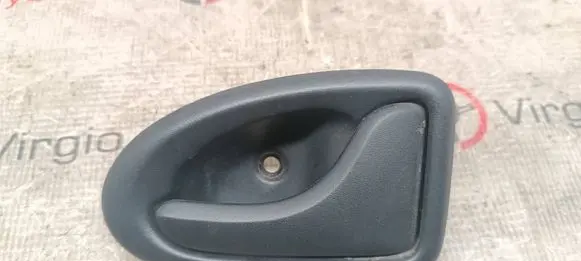 Iveco Daily 3rd gen Front door interior handle 7700830079 91127101