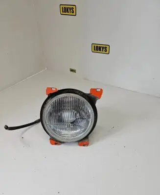 Volkswagen I LT Headlight/headlamp 14549R7 14549R1
