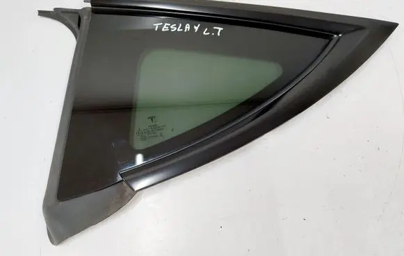 Tesla Model Y Rear side window 1600808-00-C