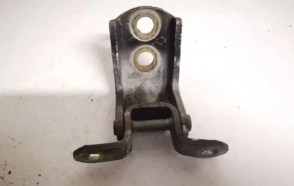 Nissan Note (E11) Front door upper hinge