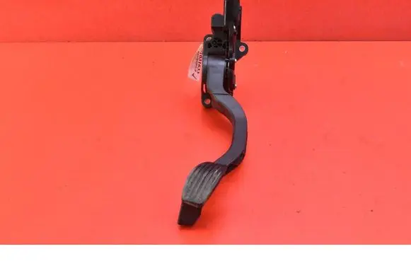 Fiat Idea Accelerator throttle pedal 517805550