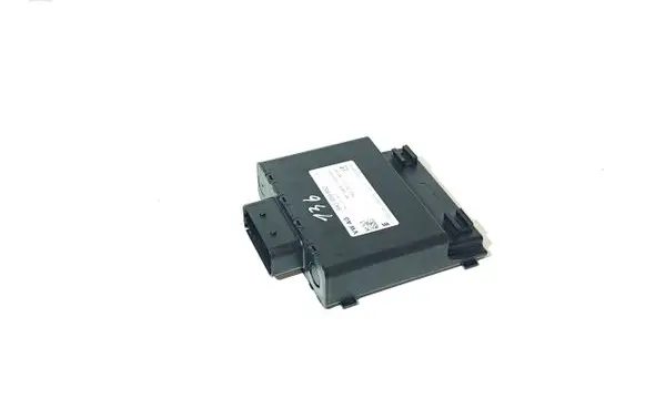 Voltage converter inverter