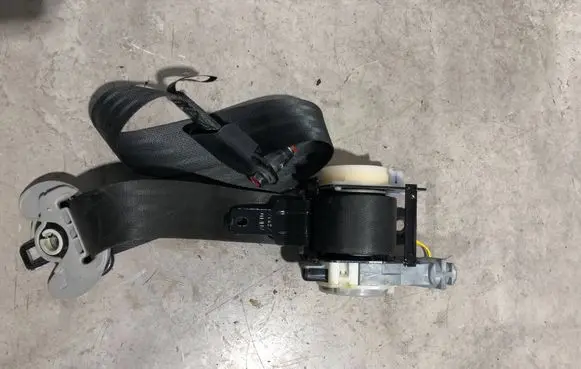 Hyundai ix35 Front seatbelt 888102Y2109P