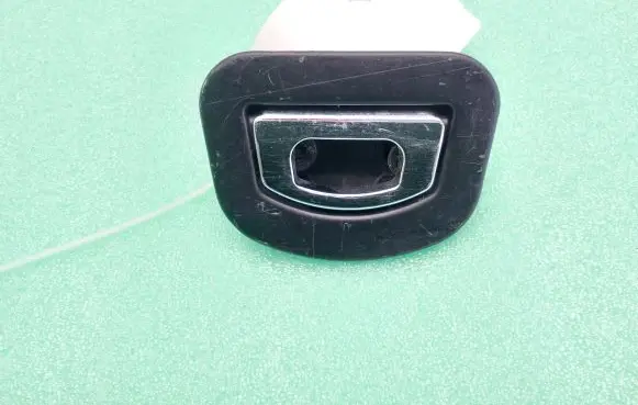 Maserati Levante Tie down hook / loop 