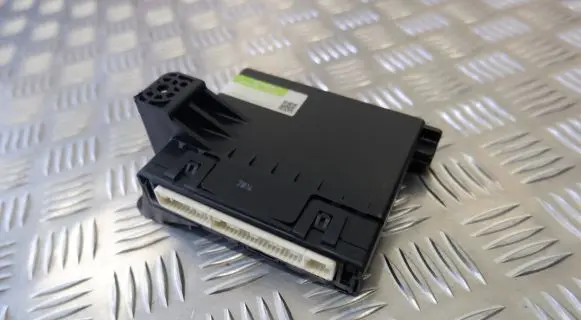 Toyota Prius (XW30) Air conditioner control unit module 8865047081