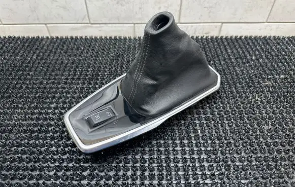 Renault Koleos II Gear shifter surround trim plastic 969446663R