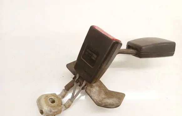 Audi A6 S6 C5 4B Middle seatbelt buckle (rear) 8D0857739D