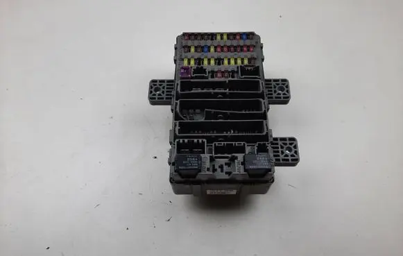 Honda Civic Fuse module 37842RN