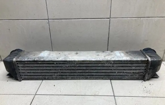 BMW 5 E39 Intercooler radiator