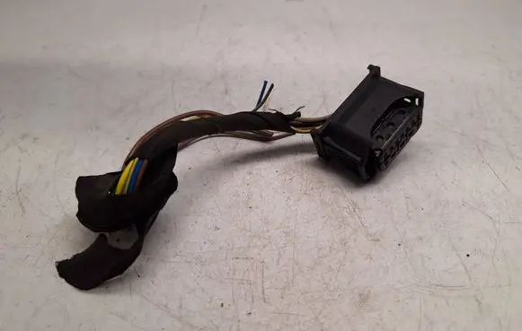 BMW 3 E90 E91 Headlight/headlamp wiring loom/harness 6925638 61132359991