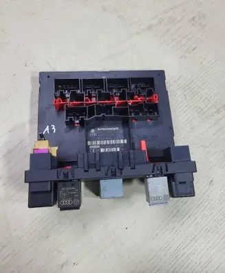 Audi A3 S3 A3 Sportback 8P Comfort/convenience module 8P0907279F H36S1201 F005V00519