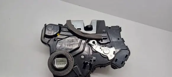 Toyota Auris E180 Front door lock A084219 4B310316C