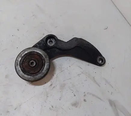 BMW 5 E39 Generator/alternator bracket 11282248561
