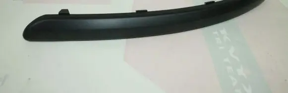 Ford Mondeo MK I Front bumper splitter molding 