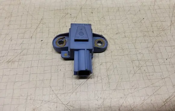 Volkswagen PASSAT B6 Front door sensor 1K0955557A