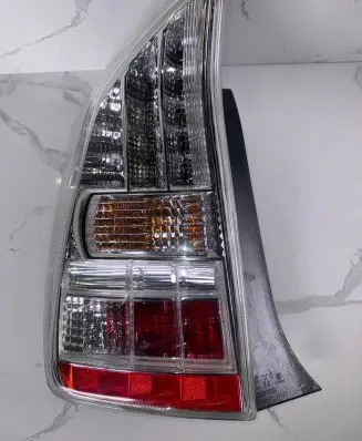 Toyota Prius (XW30) Rear/tail lights 5335R1S1