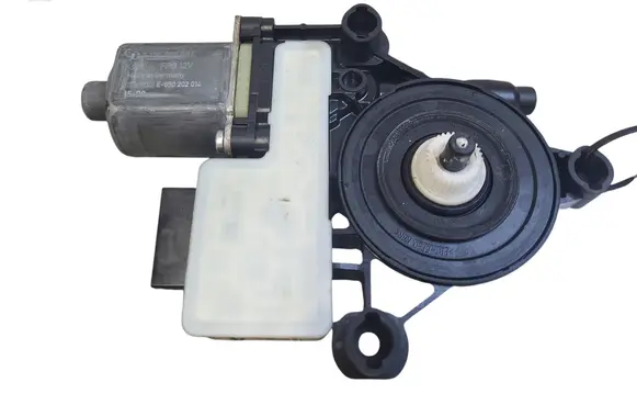Volkswagen e-Golf Rear door window regulator motor 0130822694 5Q0959812